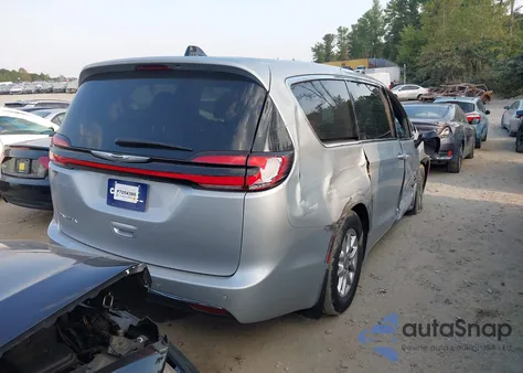 2023 Chrysler Pacifica Touring from USA, damaged, VIN 2C4RC1FG4PR598182